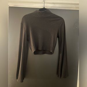 Cropped turtle neck 😎
